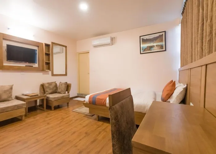 Tapas - Near Tribhuvan International Airport 4* Katmandou