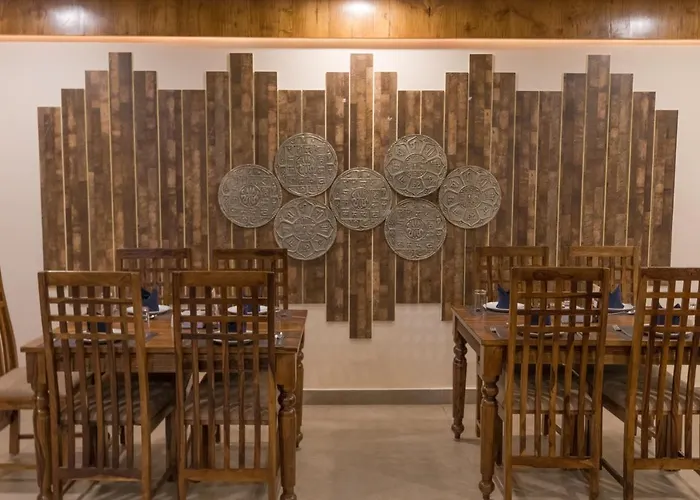 Tapas - Near Tribhuvan International Airport 4* Katmandou